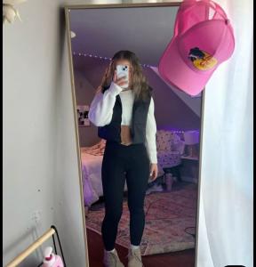 613468777: Chica busca chico en Murcia