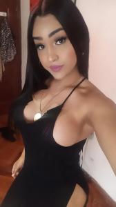 677913721: Transexual en Pontevedra