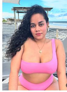 643245198: Chica busca chico en Barcelona