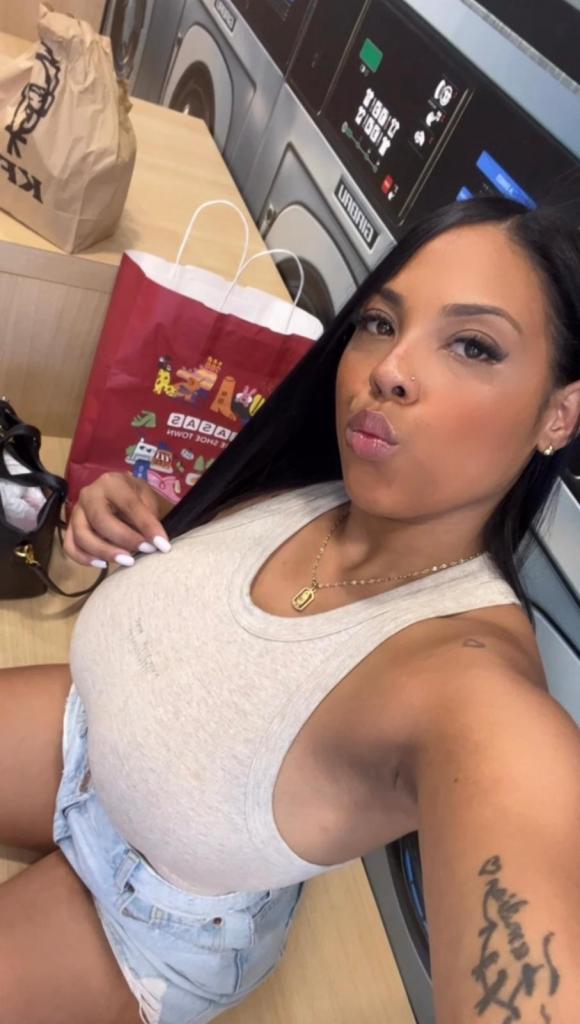 634342980: Chica busca chico en Tarragona