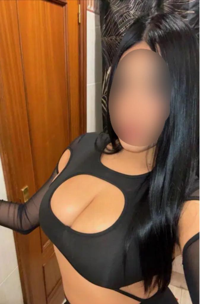 Chica busca chico en Almería: 
