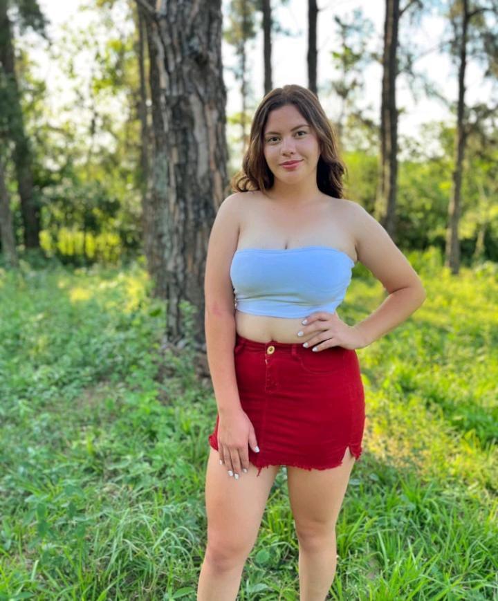 611306078: Chica busca chico en Murcia