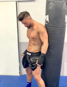 634069065: Chico busca chica en Granada