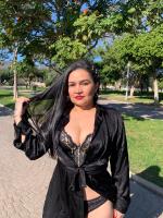 742064124: Chica busca chico en León