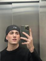 604385797: Chico busca chica en Madrid