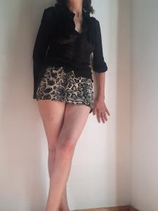 674970414: Chica busca chico en Madrid