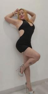 613764361: Chica busca chico en Barcelona