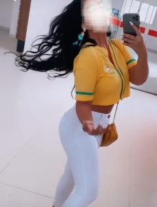 613421386: Chica busca chico en Sevilla