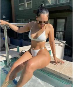 613746909: Chica busca chico en Tenerife