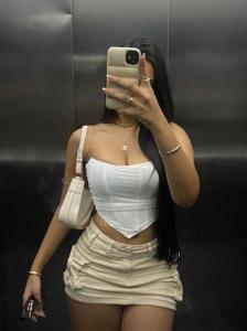 Chica busca chico en Almería: 