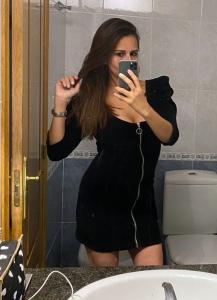 687486392: Chica busca chico en Madrid