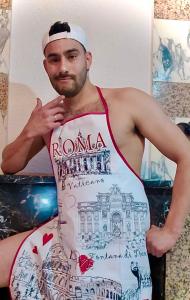 615974819: Chico busca chica en Lérida