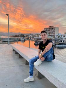 627023478: Chico busca chica en Las Palmas