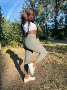 641387047: Chica busca chico en Sevilla