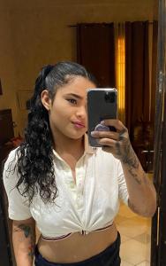 642680967: Chica busca chico en Sevilla