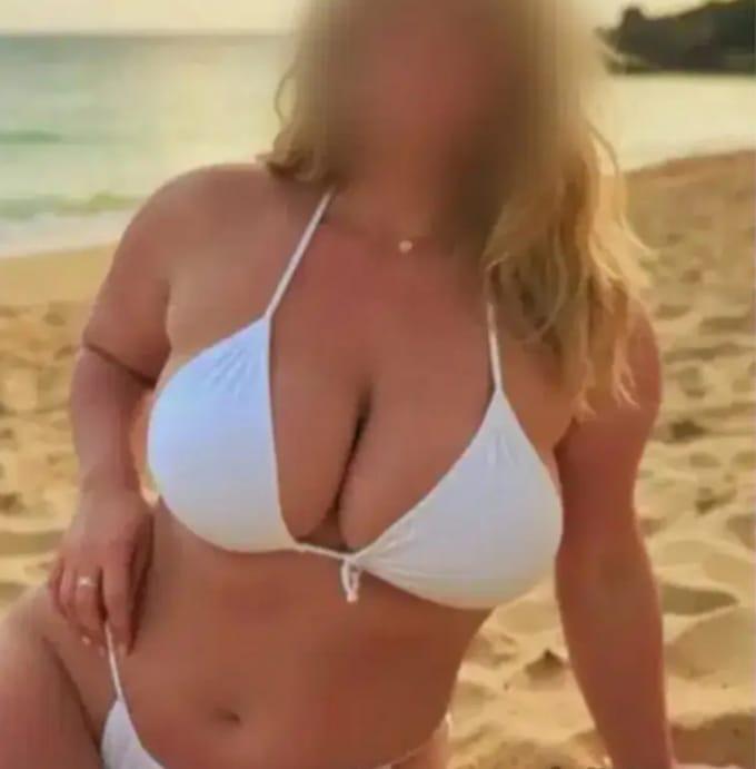 Chica busca chico en Cádiz: 