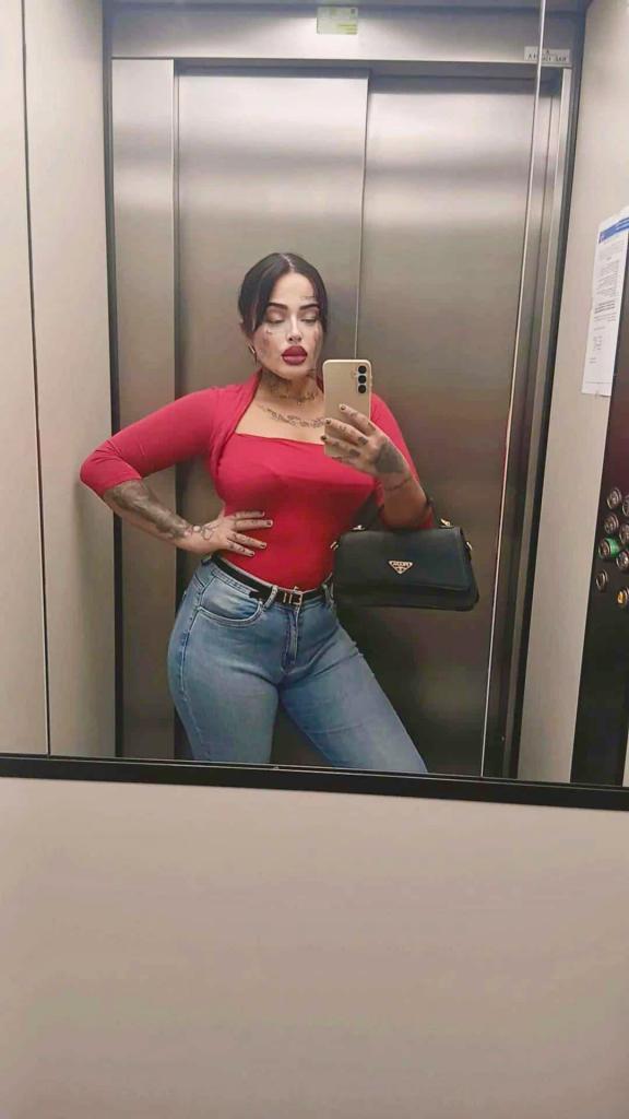 673408491: Chica busca chico en Madrid