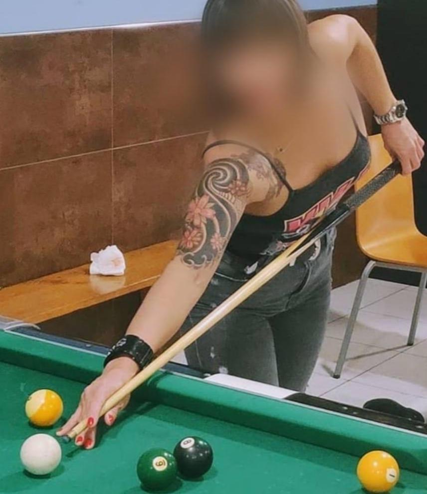 642725475: Chica busca chico en Pontevedra