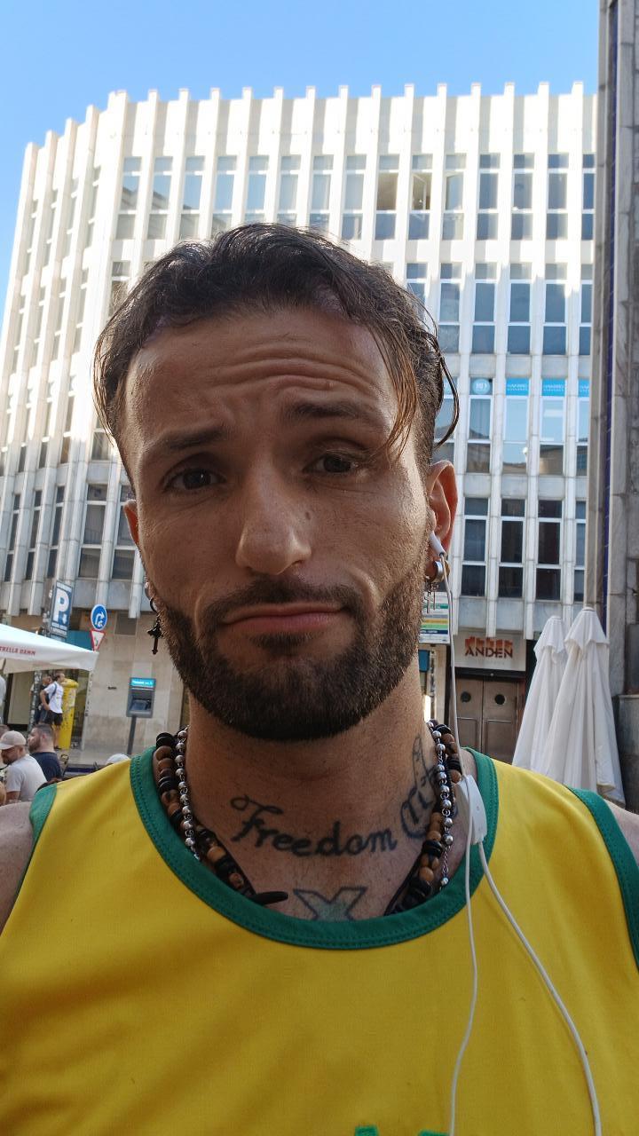 Chico busca chica en Málaga: 