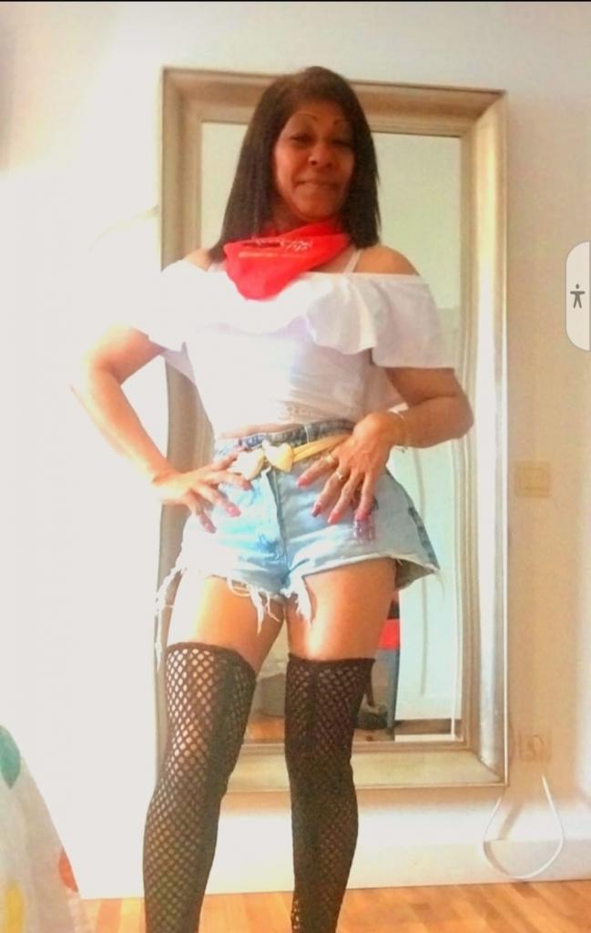 600389457: Chica busca chico en Guipúzcoa