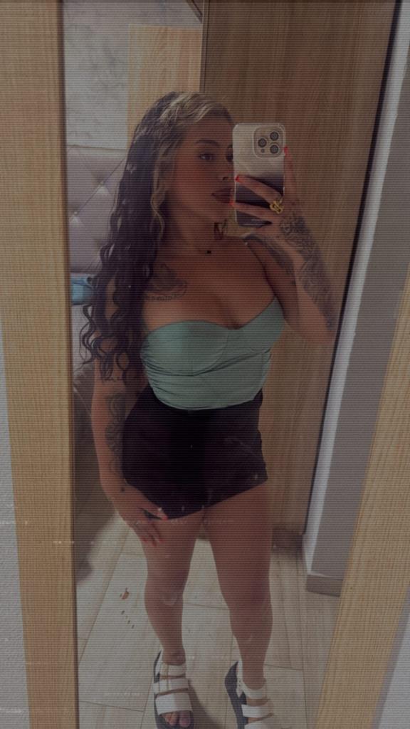 614276671: Chica busca chico en Málaga