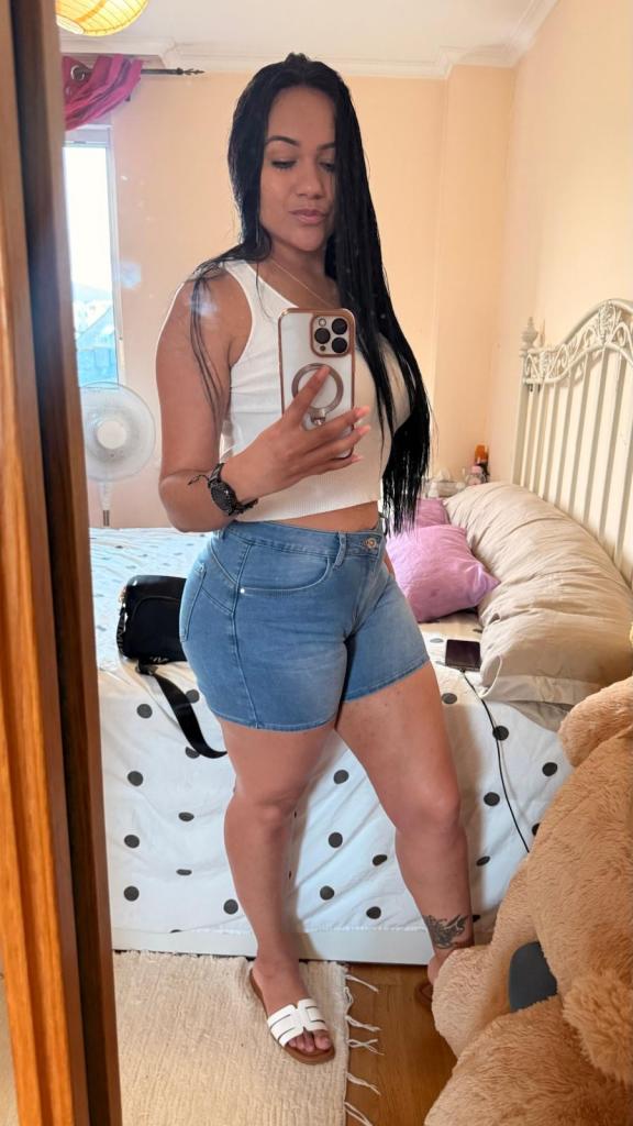 613947348: Chica busca chico en Asturias