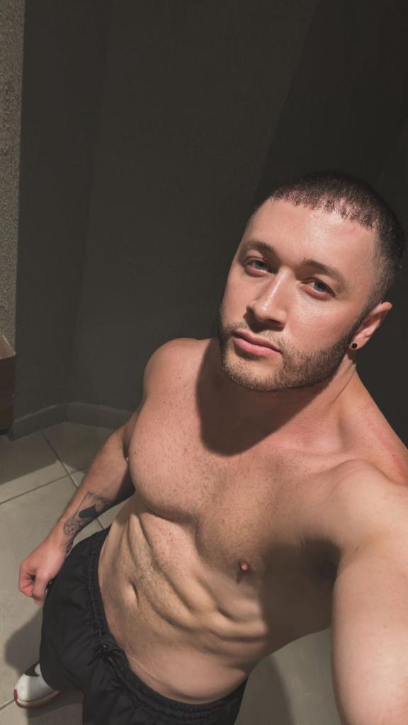 610290534: Chico busca chica en Málaga