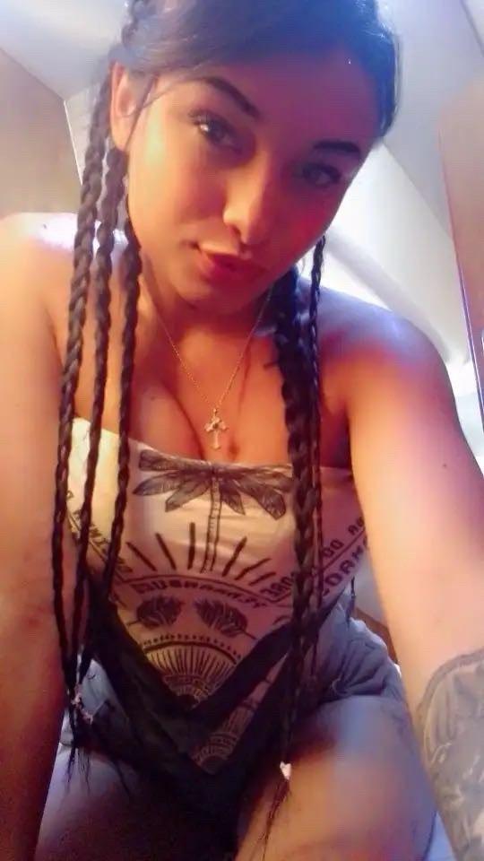 Chica busca chico en Málaga: Chica busca chico