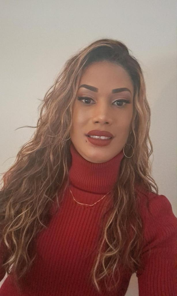 642213309: Travesti en Sevilla