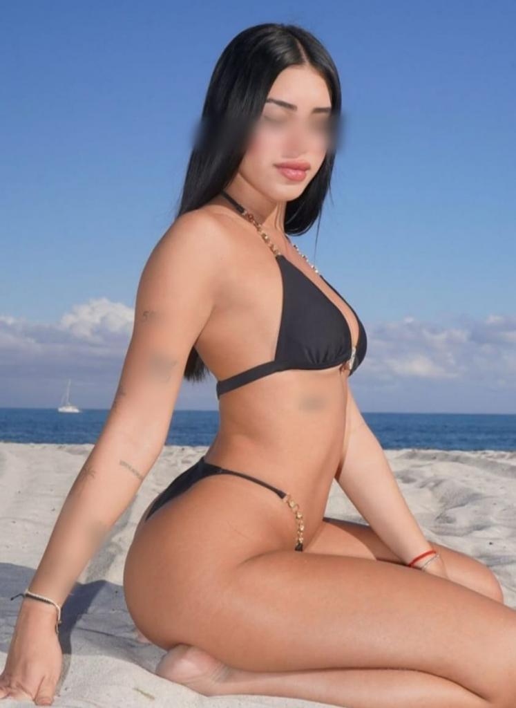 614953473: Chica busca chico en Alicante