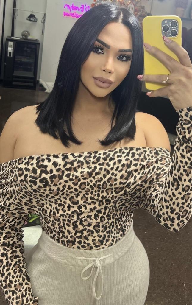 631173613: Transexual en Granada