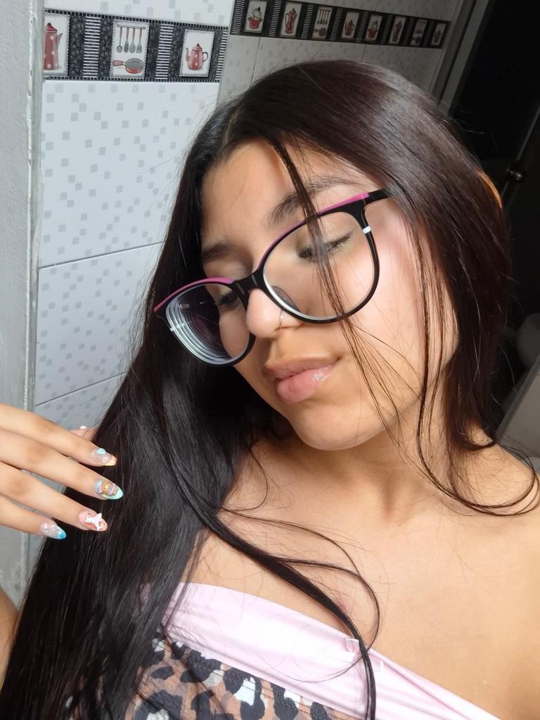 611322107: Chica busca chico en Mallorca