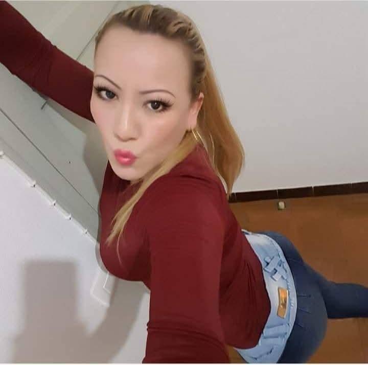 654369450: Chica busca chico en Barcelona