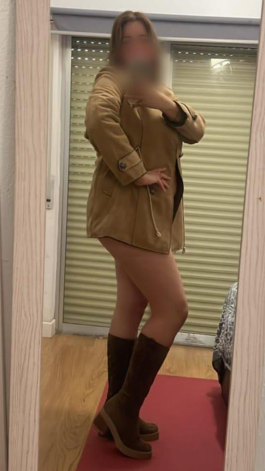 Chica busca chico en Cádiz: 