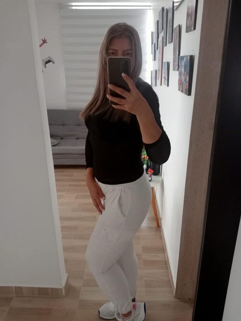 Chica busca chico en La Coruña: 