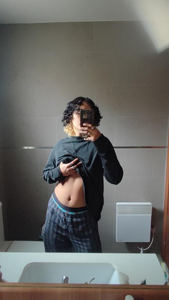 635129739: Chico busca chica en Barcelona