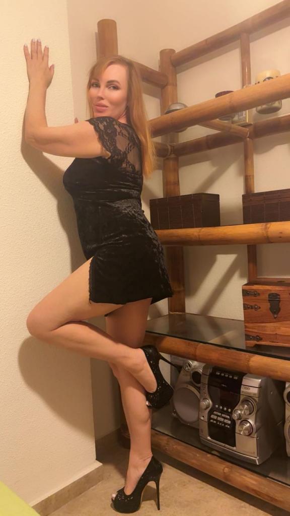 Chica busca chico en Alicante: 