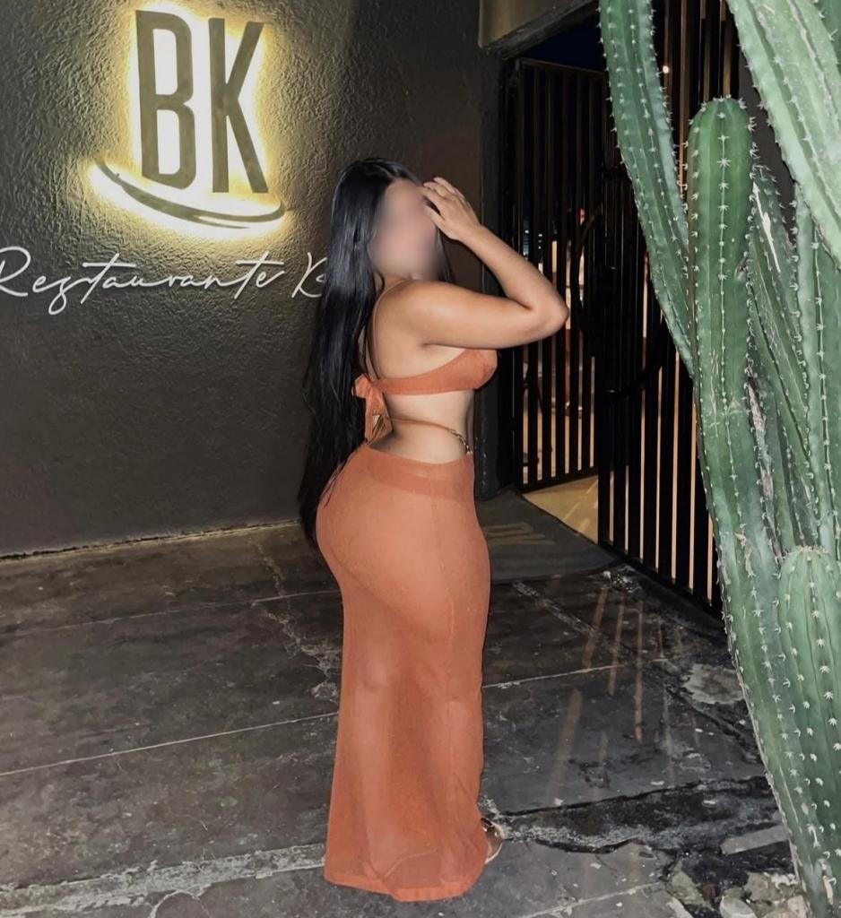 Chica busca chico en Huelva: Chica busca chico