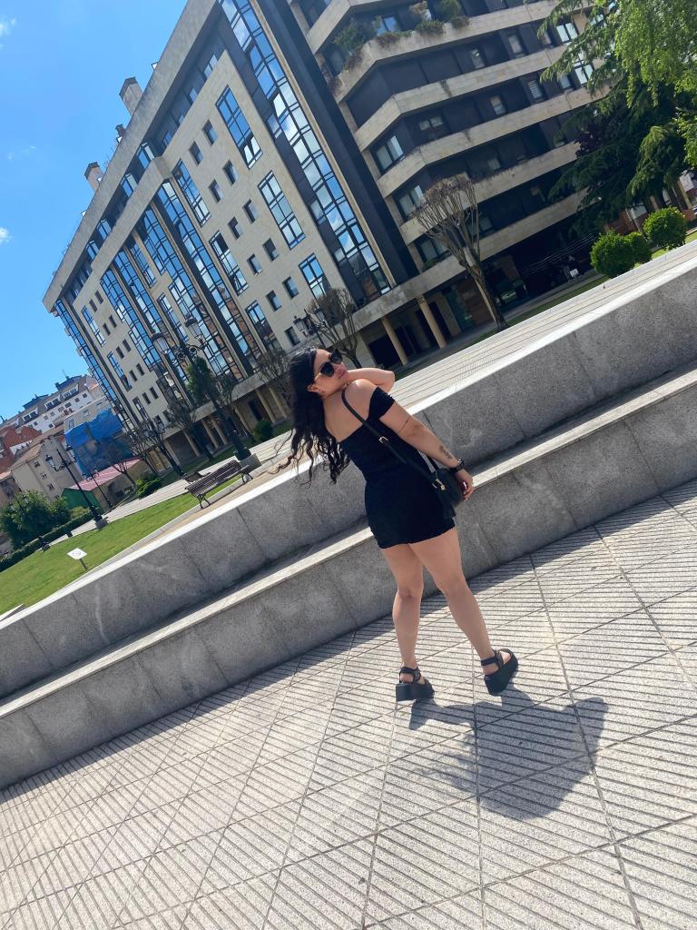 678717275: Chica busca chico en Zaragoza