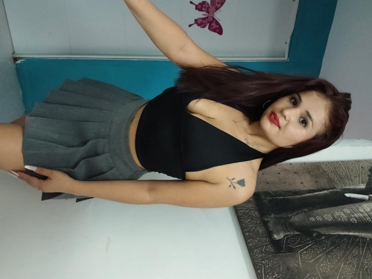 632245352: Chica busca chico en Cantabria