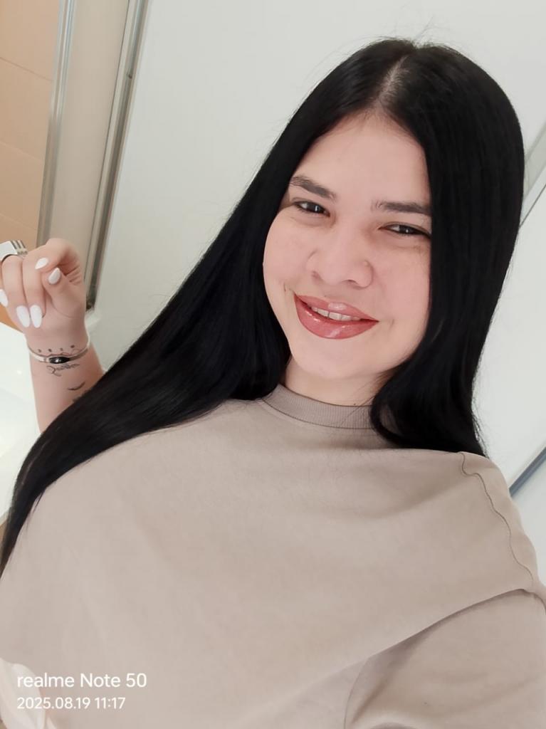 617088229: Chica busca chico en Murcia