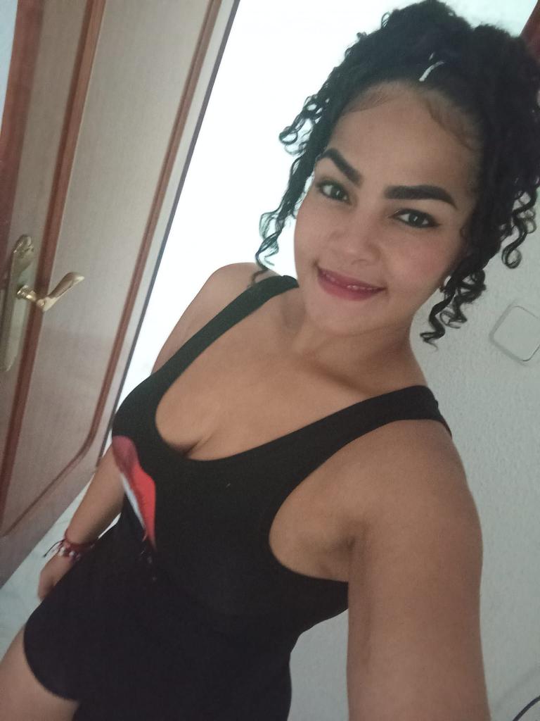 665536845: Chica busca chico en Alicante