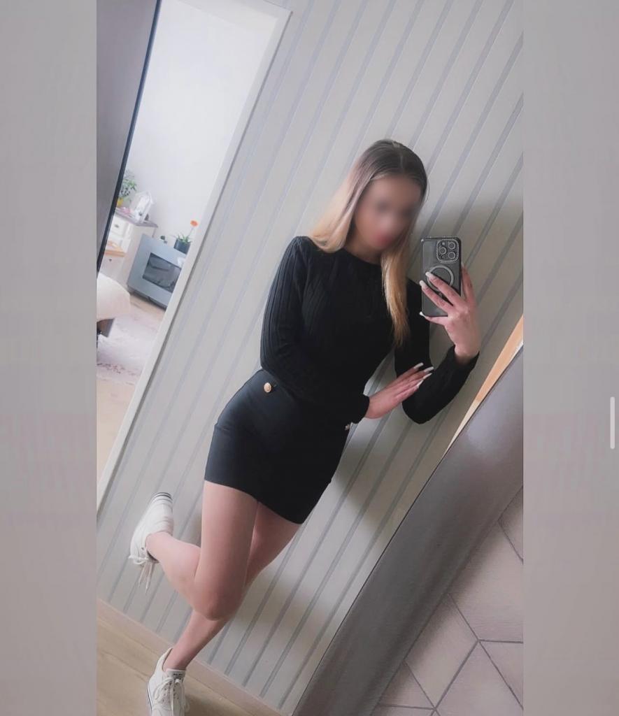 631558237: Chica busca chico en Madrid