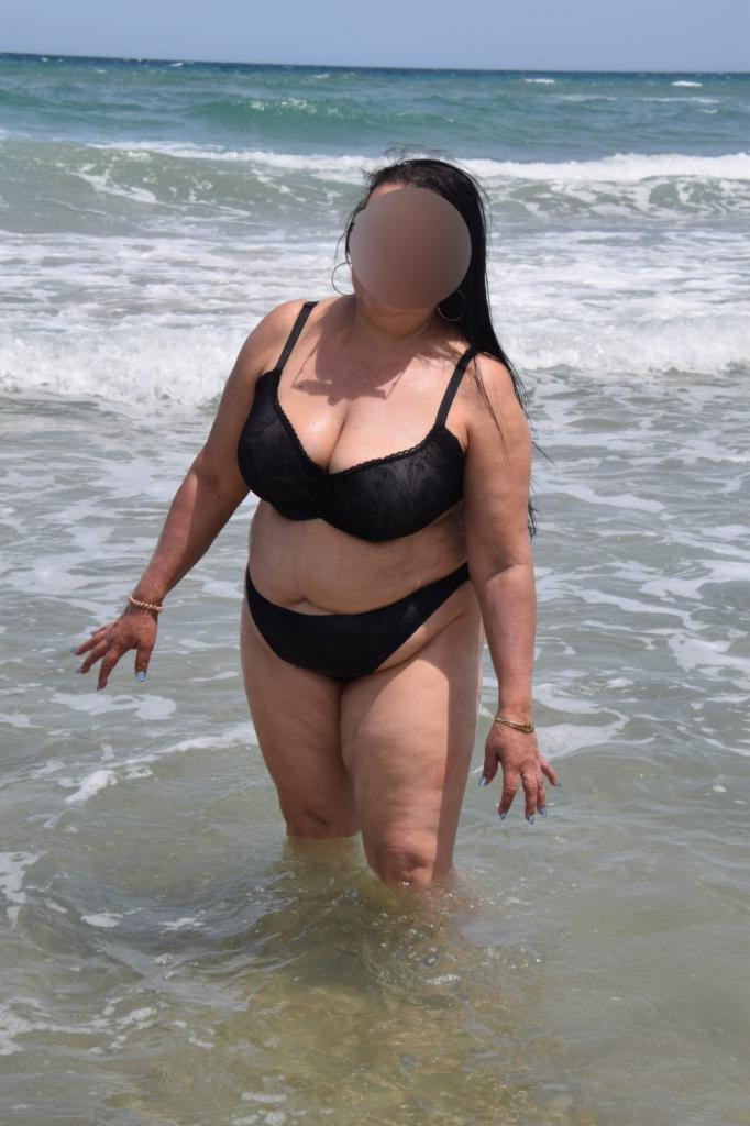 614907780: Chica busca chico en Alicante