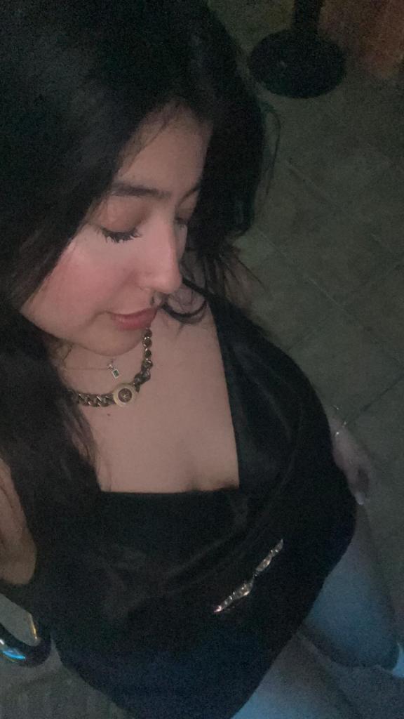 662047542: Chica busca chico en Málaga