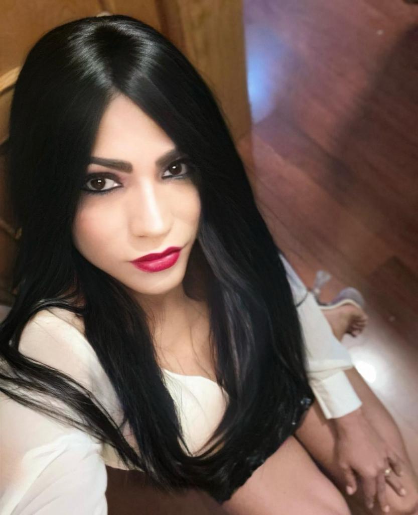 613230446: Travesti en Barcelona