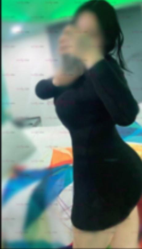 605780956: Chica busca chico en Cáceres