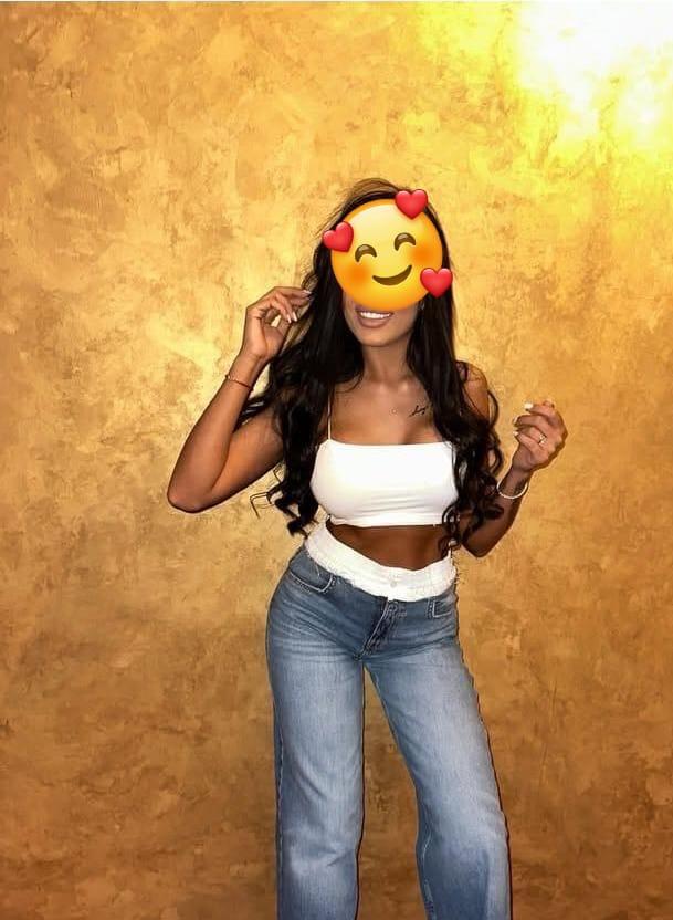 Chica busca chico en Almería: 