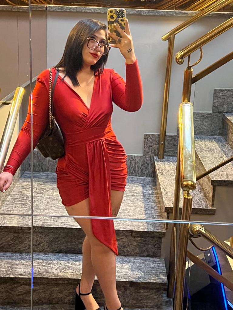 610114092: Chica busca chico en Sevilla