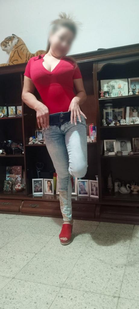 647603735: Chica busca chico en Córdoba